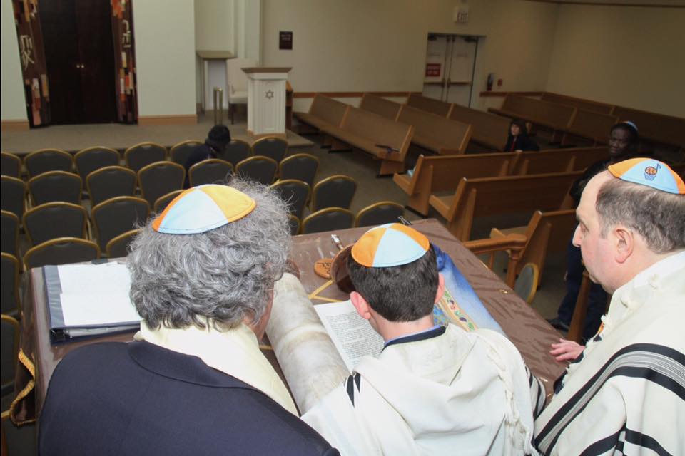 How to Personalize a Jewish Ceremony with a Custom Kippah